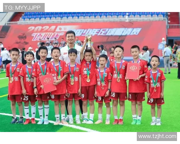 足球明星合影p图软件助你轻松制作个性化足球明星合影照片